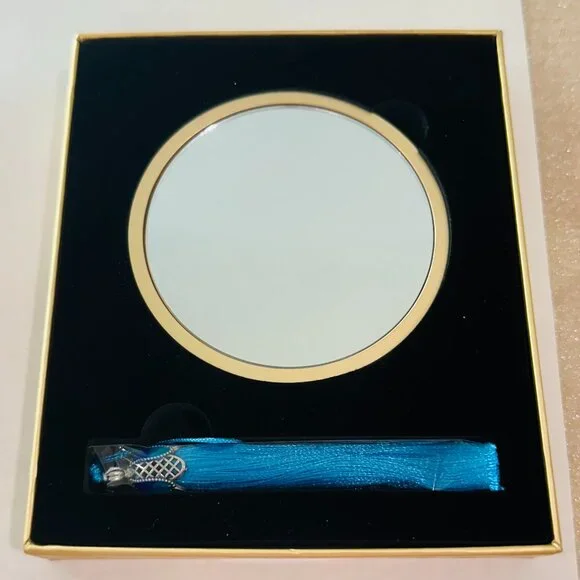 🌷New🌷 Elegant The Palace Museum Portable Makeup Mirror with Detachable Tassels